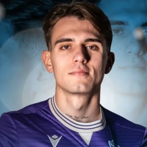 Επίσημα στο Αιγάλεω από την ΑΕΚ ο Γκούμας