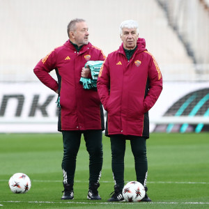 «Το ΟΑΚΑ είναι μια καταστροφή, ανάμεσα σε γερανούς και κλειστές κερκίδες», αναφέρουν στην Ιταλία