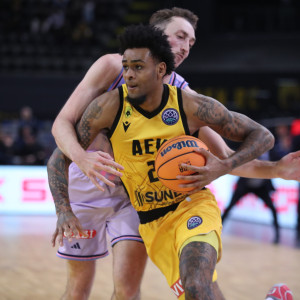 Με Νάναλι και Μπράουν η  ΑΕΚ κόντρα στον Κολοσσό Ρόδου