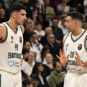 Μήτογλου στο Athletiko: «Δεν υπάρχουν δικαιολογίες πλέον, πρέπει ο Σλούκας να γίνει το πρότυπό μας»