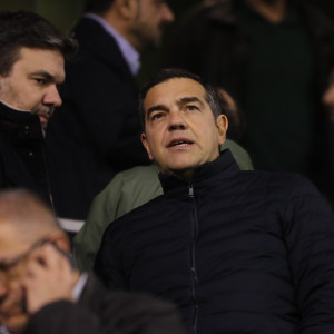 Στη Βουδαπέστη με τον γιο του ο Τσίπρας για τον Παναθηναϊκό