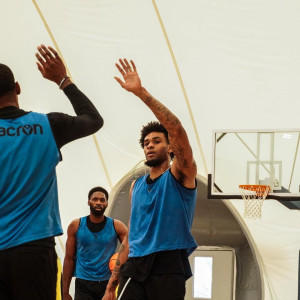 Ο Μπράουν σε φουλ ρυθμό δίνει επιπλέον λύσεις στην ΑΕΚ