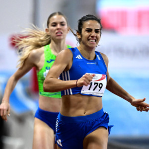 Εξαιρετική στην πρεμιέρα της η Δεσπολλάρη με ατομικό ρεκόρ στα 800μ