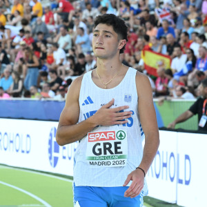 Ο Γιώργος Φρανκς κατέρριψε το πανελλήνιο ρεκόρ του Κεντέρη στα 400μ κλειστού μετά από 27 χρόνια!