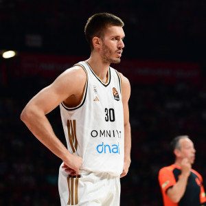 Αμφίβολος ο Πετρούσεφ για την Dubai BC