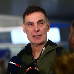 Μπαρτζώκας: «Λογικό να έχει έξτρα κίνητρο ο Λι - Φανταστικός ο Βεζένκοφ»