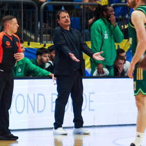 Η τουρκική ομοσπονδία στήριξε τον Εργκίν Αταμάν για όσα συνέβησαν στο ματς με τη Μακάμπι