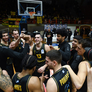 «Καρφιά» της ΚΑΕ Άρης για τη διαιτησία στην Πάτρα: «Το χειρουργείο απέτυχε, ο ασθενής επέζησε»