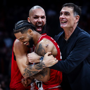 Και πως να χάσει όταν τα κομμάτια μπαίνουν στη σωστή θέση;