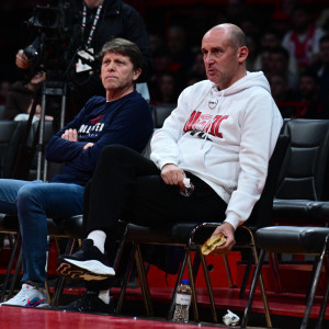 Ο Παναγιώτης Αγγελόπουλος στο ΣΕΦ για το Ολυμπιακός - Περιστέρι