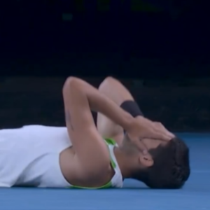 Δεν μπορούσε να το πιστέψει: Η στιγμή που ο Αλκαράθ παίρνει τον τελευταίο πόντο από τον Τζόκοβιτς (video)