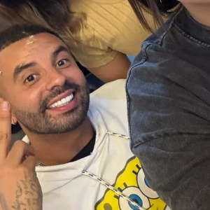 Απίστευτη, αλλά αληθινή ιστορία - Ο γνωστός ποδοσφαιριστής είναι 33 ετών και η κόρη του 22 (photos)