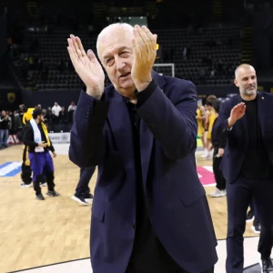 Κάλεσμα του Σάκοτα ενόψει Άλμπα Βερολίνου: «Ελάτε στο γήπεδο, χτίζοντας το κοινό μας χτίζουμε το μέλλον της ΑΕΚ»