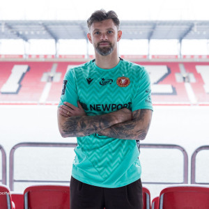 Όλα στραβά κι ανάποδα για τον Ντραγκόφσκι - Αργεί το ντεμπούτο του με τη Βίτζεβ Λοτζ