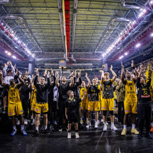 Ομάδα που δεν την λυγίζει τίποτα...