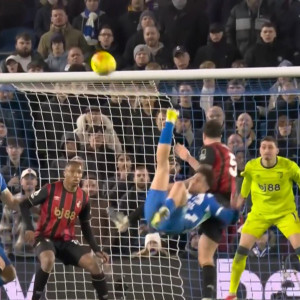 «Επεσε» το X με το ανάποδο ψαλίδι του Κωστούλα - «El Babinho»