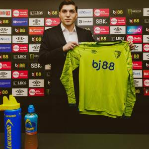 Μανδάς: «Περήφανος και όνειρο για μένα η Μπόρνμουθ»