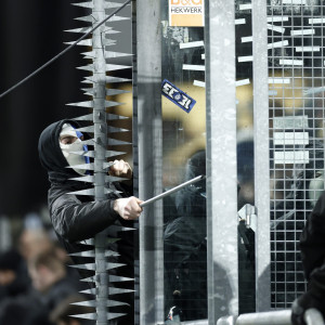 Απίστευτα επεισόδια στο Ουτρέχτη - Γκενκ: Το ματς καθυστέρησε να ξεκινήσει 50 λεπτά (video)