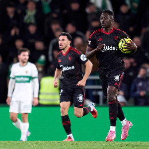 «Έκλεψε» τον βαθμό στο φινάλε κόντρα στην Έλτσε η Σεβίλλη του Αλμέιδα