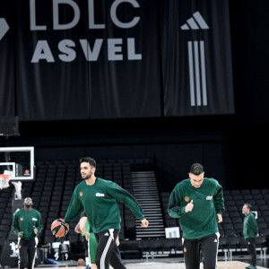 Ενός λεπτού χειροκρότημα με Βιλερμπάν για την τραγωδία της Ρουμανίας μετά από αίτημα του Παναθηναϊκού