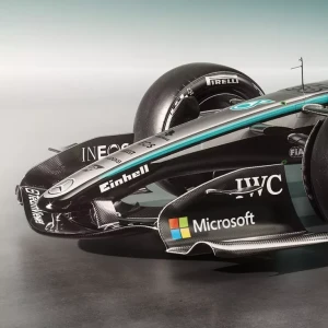 Μια συμφωνία εκατομμυρίων: Mercedes και Microsoft στο ίδιο στρατόπεδο με σύμμαχο το AI