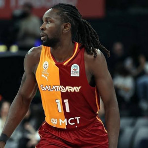 Ο ΠΑΟΚ συμφώνησε με τον Κλίφορντ Ομορούγι - Άμεσα στη Θεσσαλονίκη ο παίκτης