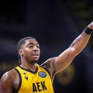 Ο «δημιουργός» Μπάρτλεϊ αλλάζει επίπεδο την επίθεση της ΑΕΚ (vkdeos)