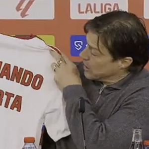 Συγκίνησε ο Αλμέιδα: Αφιέρωσε την νίκη στον 28χρονο οδηγό που έχασε την ζωή του στην Καταλονία