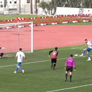 Ο Σιόβας έπαιξε σέντερ φορ στην πρεμιέρα του με τον Πανναξιακό, είχε δύο γκολ και μία ασίστ! (video)