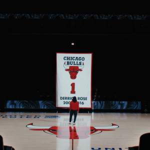 Ο Ντέρικ Ρόουζ περνά στο πάνθεον των Σικάγο Μπουλς