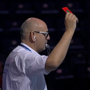 Αποβλήθηκε με κόκκινη κάρτα ο Βλάχος στο Ελλάδα-Ουγγαρία (video)