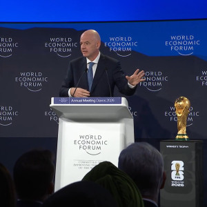 Οι Βρετανοί αντιδρούν στις δηλώσεις του Ινφαντίνο στο Νταβός - Αιχμές για συλλήψεις και διαφθορά