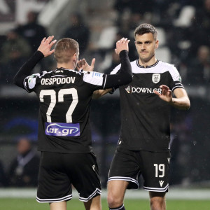 Γερεμέγεφ και Ντεσπόντοφ συνεργάστηκαν και έκαναν το 2-0 μέσα σε τρία λεπτά (videos)