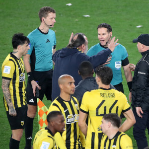 Ο αστυνομικός Μακέλι που ξεσήκωσε αντιδράσεις στο ντέρμπι