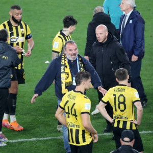 Η ΑΕΚ απαντάει στον Ολυμπιακό: «Δεν τράπηκε σε φυγή ο Ηλιόπουλος - Φαντασιοπληξίες τα περί τραμπουκισμών!»