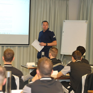 UEFA: «Ορόσημο εμπιστοσύνης η χρησιμοποίηση Ελλήνων Διαιτητών στο Κύπελλο Ελλάδας Betsson»