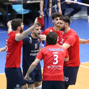 Οι ομάδες βόλεϊ της Νέας Σμύρνης πήραν με ανατροπές τα πρώτα εισιτήρια για τους «8» του Κυπέλλου