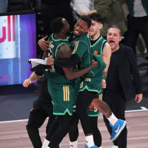 Σορτς στο Athletiko: «Δεν εκπλήσσομαι που ο "J" έβαλε το σουτ - Ο Σλούκας μας... κουβαλάει» (video)