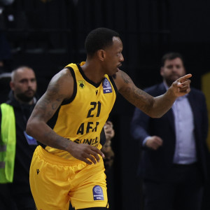 Τζέιμς Νάναλι, το κομπιούτερ: Η αδιανόητη ρουτίνα του άσου της ΑΕΚ που τον κρατάει σε φόρμα