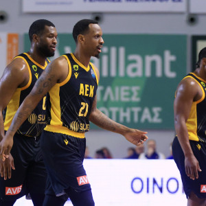Ο απολαυστικός Νάναλι οδήγησε την ΑΕΚ στο 4Χ4 στο BCL