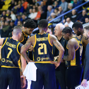 Θα βγαίνει ο Μπάρτλεϊ, θα μπαίνει ο Νάναλι...