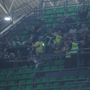 Με κόσμο στο πλευρό της η Φενέρμπαχτσε στο T-Center (photo)