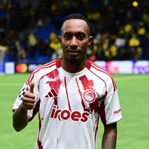 Ζέλσον Μαρτίνς: «Ευτυχισμένος για την ανανέωση, θα τα δώσω όλα για τον Ολυμπιακό»