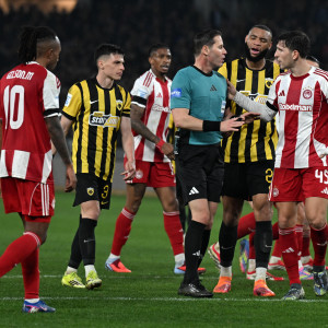 Όλα όσα έγιναν στο ΑΕΚ-Ολυμπιακός που προκάλεσαν δηλώσεις και καταγγελίες: Οι φάσεις του Μάκελι και η ένταση