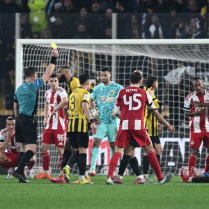 Ξανά διαιτητής σε ντέρμπι ο Μάκελι: Ορίστηκε στο Άλκμααρ - Άγιαξ με τους ίδιους βοηθούς