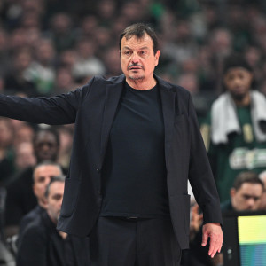 Τα συλλυπητήρια του Ολυμπιακού για τη μητέρα του Εργκίν Αταμάν