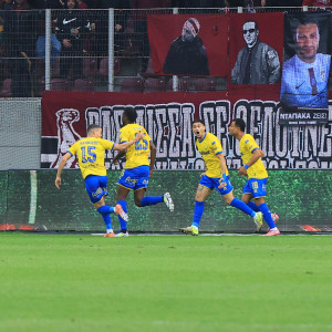 Ο Παναιτωλικός πετυχαίνει τον απόλυτο αιφνιδιασμό στο AEL FC Arena με τον Μπάτζι (video)