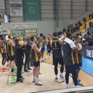 Κιτρινόμαυρο... πάρτι στην Καρδίτσα για το +28 της ΑΕΚ (video)