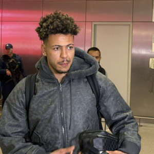 Η πρώτη φωτογραφία του Κλέιτον από την άφιξη του στην Ελλάδα για τον Ολυμπιακό