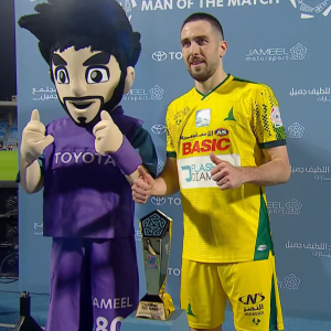 MVP Φορτούνης σκόραρε γκολάρα και «έσωσε» τον βαθμό για την Αλ Καλίτζ (video)